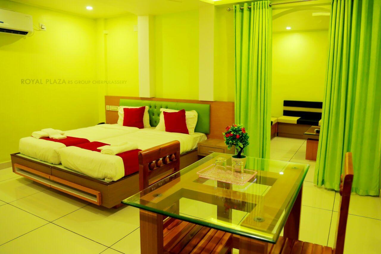 Royal Plaza Residency Hotel Cheruppulasseri Kültér fotó