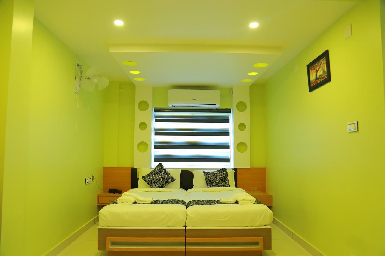 Royal Plaza Residency Hotel Cheruppulasseri Kültér fotó