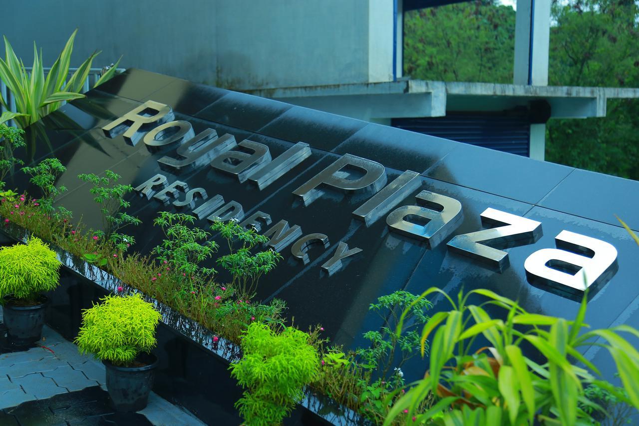 Royal Plaza Residency Hotel Cheruppulasseri Kültér fotó